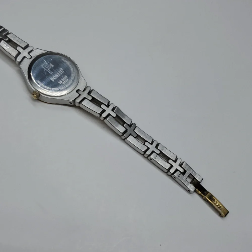 Vintage Fossil F² Watch ES9439 Two Tone Gold Silver Stainless Steel Gold
